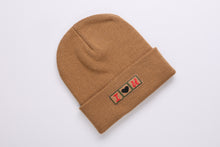 Laden Sie das Bild in den Galerie-Viewer, Cuffed Beanie I love you caramel