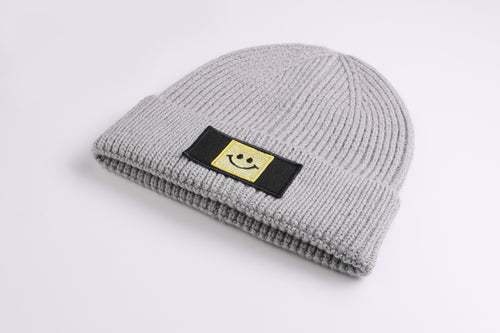 Patch Beanie Happy gold light grey