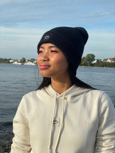 Cuffed Beanie Happy black