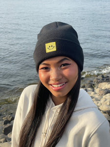 Cuffed Beanie Happy Gold black