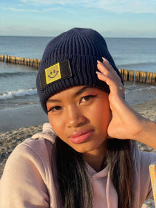 Patch Beanie Happy gold oxford
